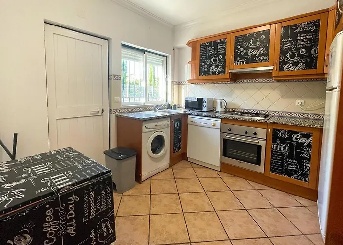 Villa Moradia T3 Aguia Marina, Com Piscina E Bbq *