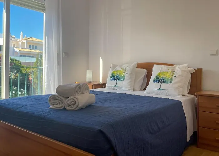 Villa Moradia T3 Aguia Marina, Com Piscina E Bbq Albufeira